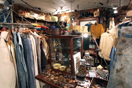 ACL | Tokyo's J’Antiques Vintage Store